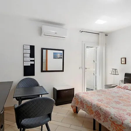 Attico Bella Vista Гостевой дом 3*